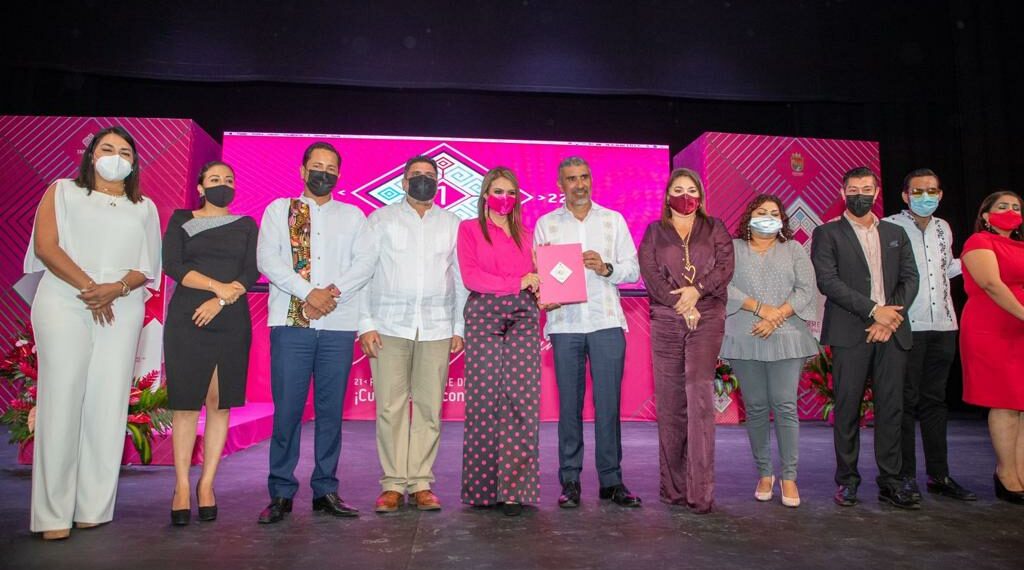 BRILLA LA PERLA Y CHULA Y LIMPIA TRANSFORMAN EL ROSTRO DE TAPACHULA: ROSY URBINA