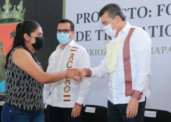 Encabeza Rutilio Escandón arranque de la Segunda Entrega de Proyectos de Fomento Familiar a la Producción de Traspatio 2022