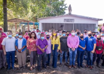 BRINDAN CAPACITACIÓN A PERSONAL OPERATIVO SOBRE EL USO DE MAQUINARIA Y EQUIPO