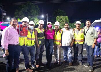 ROSY URBINA ENCIENDE LUMINARIA NÚMERO 10 MIL DEL PROGRAMA “BRILLA LA PERLA”