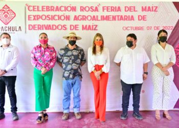 ROSY URBINA PRESIDE CELEBRACIÓN ROSA, FERIA DEL MAIZ EN TAPACHULA