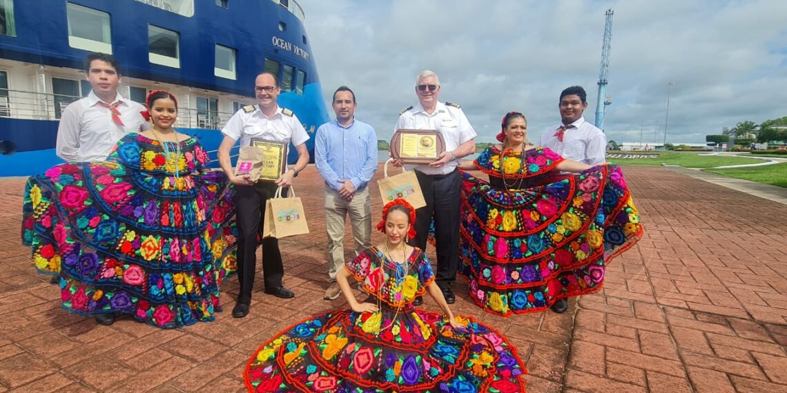 INICIA TEMPORADA DE CRUCEROS EN PUERTO CHIAPAS, CON LA LLEGADA DEL OCEAN VICTORY