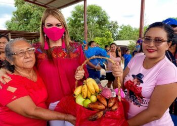LAS MUJERES DEL CAMPO SON LA FORTALEZA DE TAPACHULA: ROSY URBINA