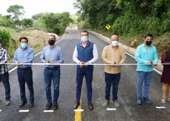 Rutilio Escandón inaugura modernización del camino San Fernando-Colonia Cuauhtémoc