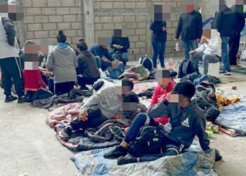 EN CATEO FGR ASEGURA A UNA PERSONA Y RESCATA A 69 INDOCUMENTADOS EN CHIAPAS