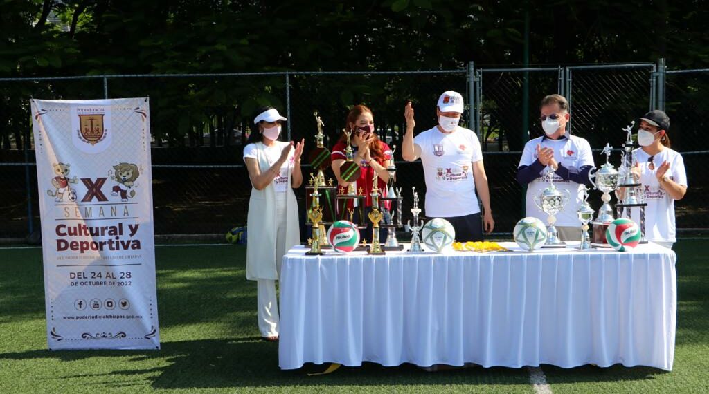 Rutilio Escandón da la patada inicial en la Semana Deportiva del Poder Judicial del Estado