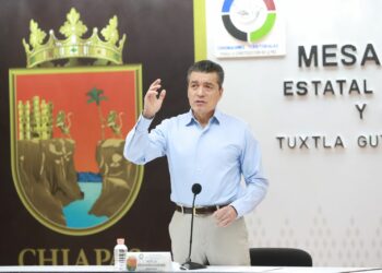 Exhorta Rutilio Escandón a vacunarse contra el COVID-19 y la influenza