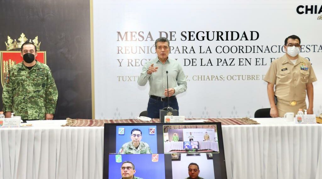 Familias afectadas por lluvias continúan recibiendo ayuda humanitaria: Rutilio Escandón