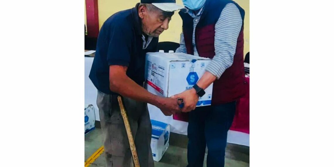 Ayuntamiento Municipal de Unión Juárez Beneficia a 300 productores agrícolas, en la entrega de herramientas e insumos para el campo.