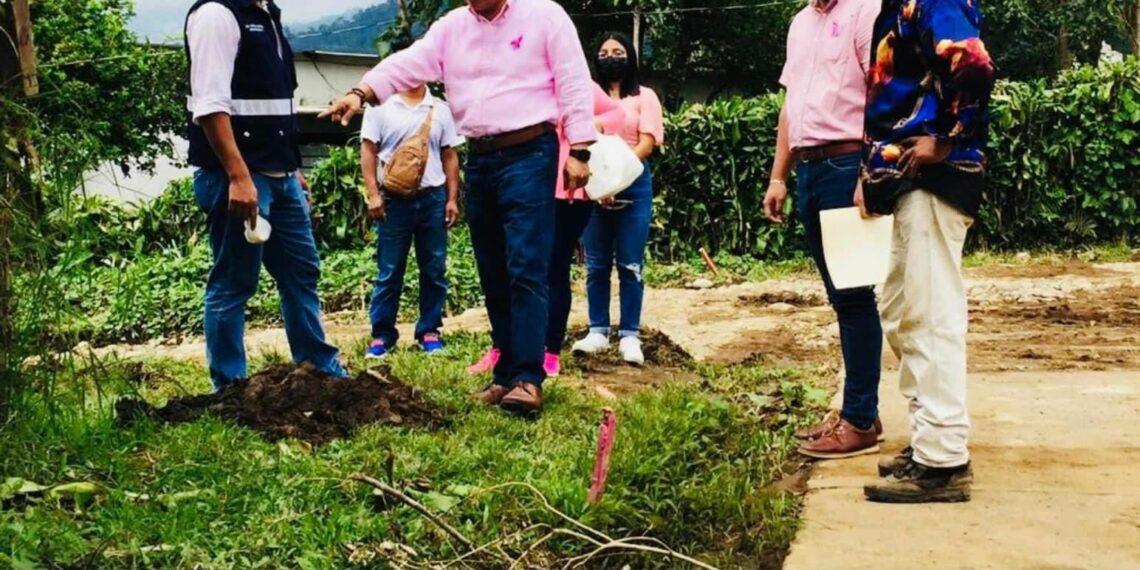 Supervisa, Isaías Verdugo Roblero, obre de gran impacto en el Ejido Santo Domingo, #Unidad deportiva.