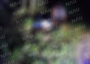 Motociclista grave al derrapar