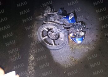 Vehículo atropella a motocilista en Acapetahua