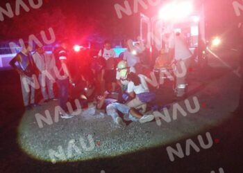 Atiende PC a motociclista que derrapó en la carretera Puerto Madero Tapachula