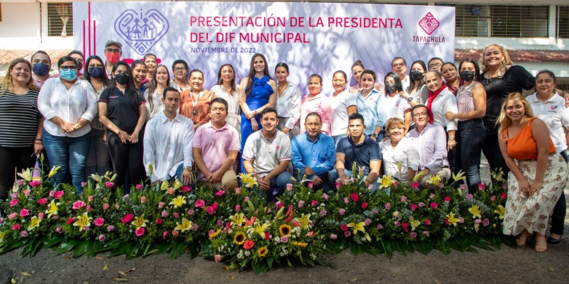 IRENE RUBIERA URBINA TOMA POSESIÓN COMO PRESIDENTA HONORARIA DEL SIDF TAPACHULA