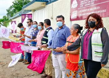 AYUNTAMIENTO DE TAPACHULA, INICIA OBRA DE ALCANTARILLADO EN COLONIA 16 DE SEPTIEMBRE