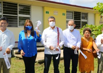 En Tapachula, Rutilio Escandón inaugura infraestructura educativa en la Unicach y la primaria Emiliano Zapata Salazar