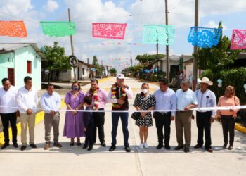 Inaugura Rutilio Escandón pavimentación y mejoramiento integral del bulevar de Cacahoatán