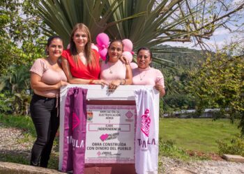 ROSY URBINA INAUGURA OBRA DE ELECTRIFICACIÓN EN EJIDO INDEPENDENCIA