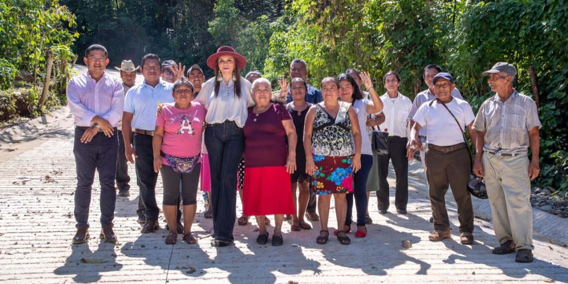 SIGUEN LAS OBRAS QUE CAMBIAN VIDAS EN LA ZONA RURAL DE TAPACHULA