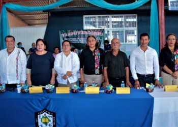 AUTORIDADES MUNICIPALES DE TAPACHULA, ASISTEN A FESTEJO DEL 70 ANIVERSARIO DEL CEBECH NO. 3 GABRIEL RAMOS MILLÁN