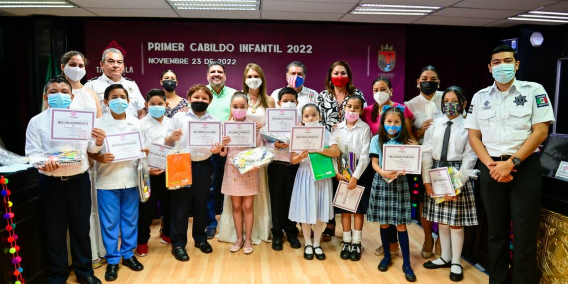 SE CONFORMA EL PRIMER CABILDO INFANTIL DEL AYUNTAMIENTO DE TAPACHULA