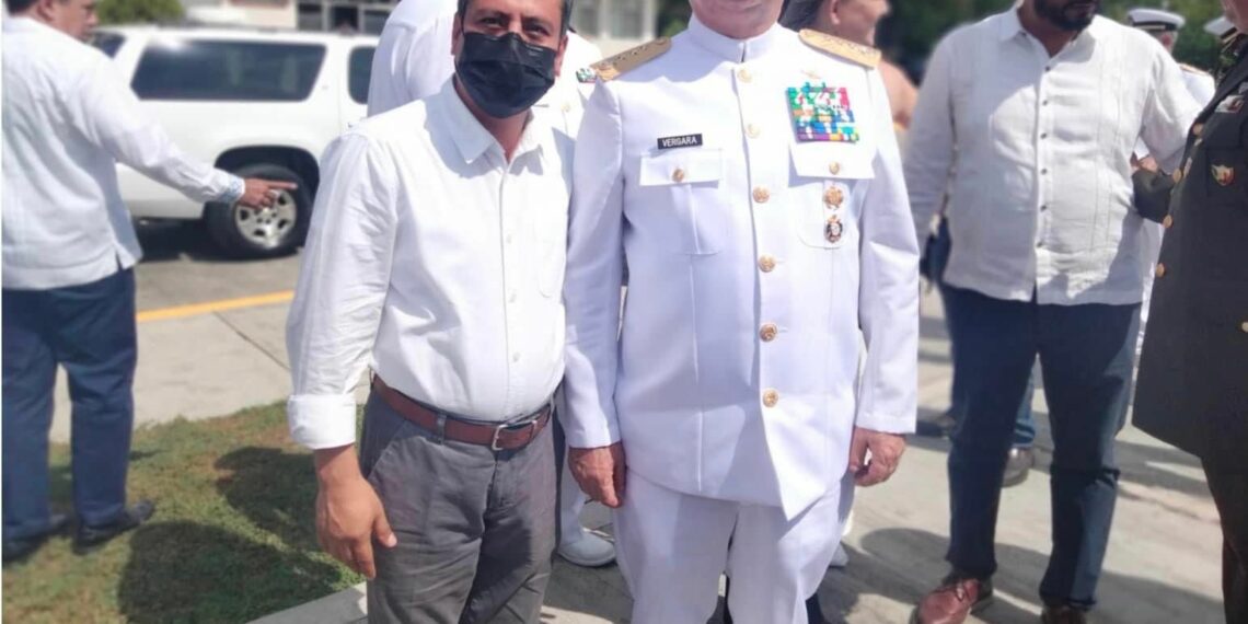 Gobierno Municipal Asiste a la Conmemoración del 197 “Aniversario de la Armada de México”, en Puerto Chiapas