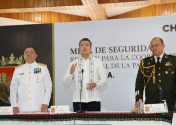 Población afectada por lluvias no está sola, cuenta con el apoyo de sus autoridades: Rutilio Escandón