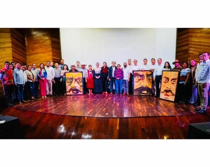 El H. Ayuntamiento de Unión Juárez, recibe Obra de Arte #ZapatoVivo, a través de #Coneculta