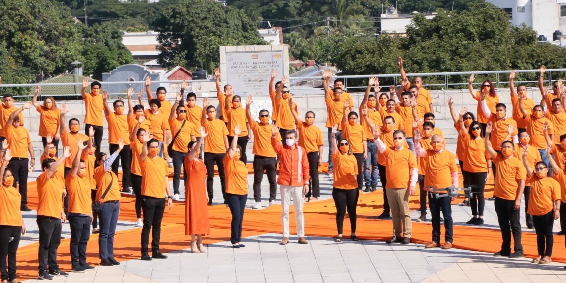 Rutilio Escandón conmemora el Día Internacional de la Eliminación de la Violencia contra la Mujer