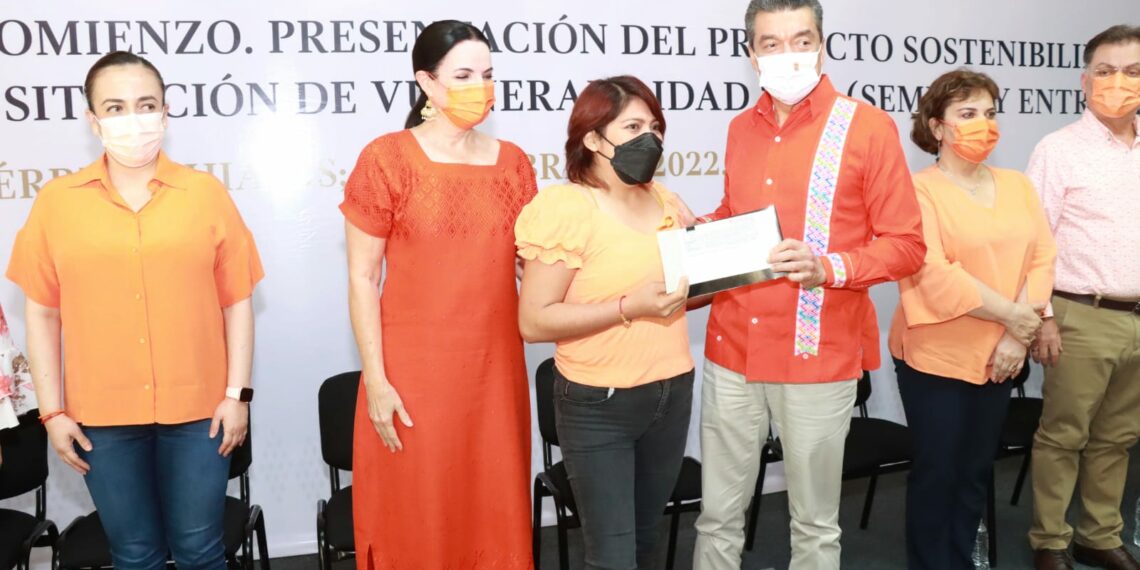 Rutilio Escandón arranca proyecto Sostenibilidad económica para mujeres en situación de vulnerabilidad