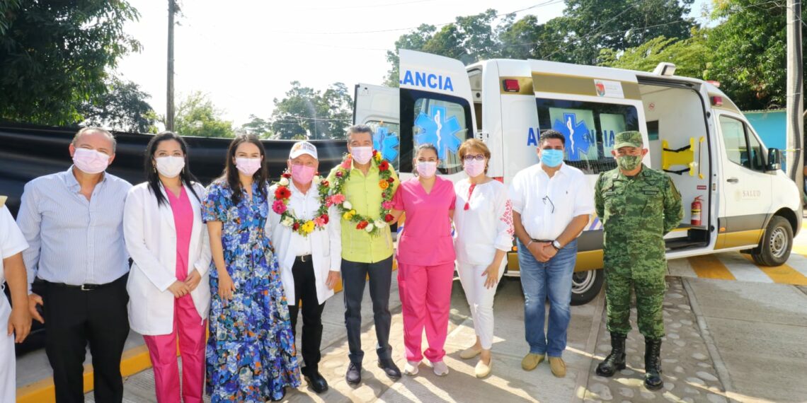 Rutilio Escandón inaugura la Clínica para la Atención de Parto Humanizado y un Centro de Salud en Tapachula