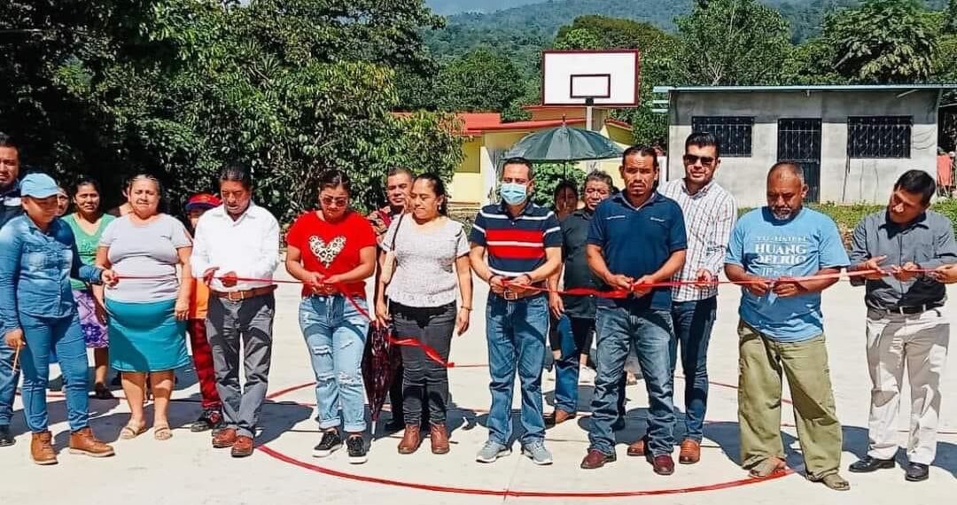 Unión Juárez. Unidos Sociedad y Gobierno, se logran importantes avances en materia de Obras Públicas, para las localidades más vulnerables.