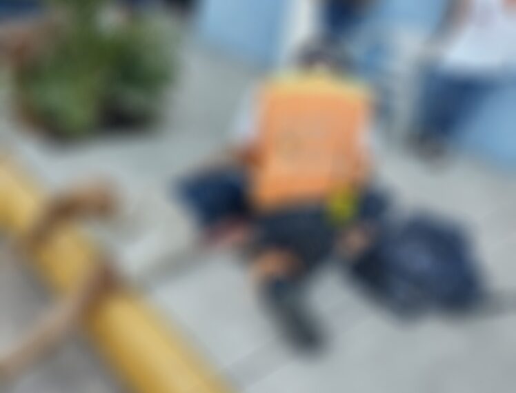 Paramedicos del grupo SAE atiende a dos personas