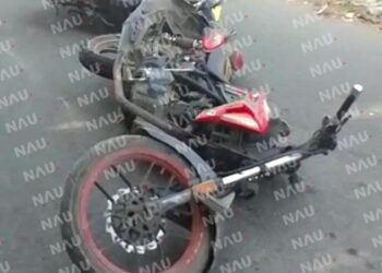 Un lesionado deja choque de moto en fraccionamiento Cafetales