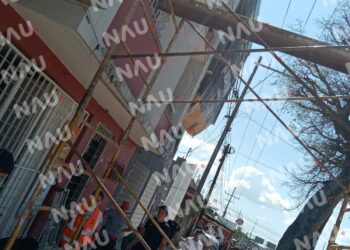 Cae de un andamio en la colonia 5 de febrero