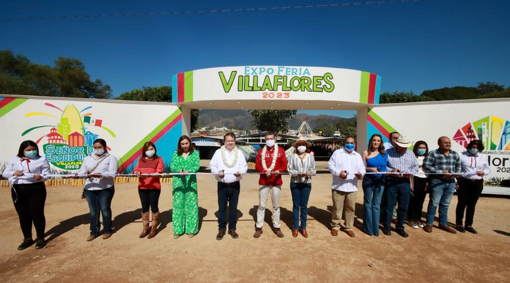 Inaugura Rutilio Escandón Expo Feria y Expo Ganadera Villaflores 2023