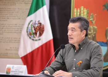 Aeronave oficial al servicio del pueblo de Chiapas permite salvar otra vida: Rutilio Escandón