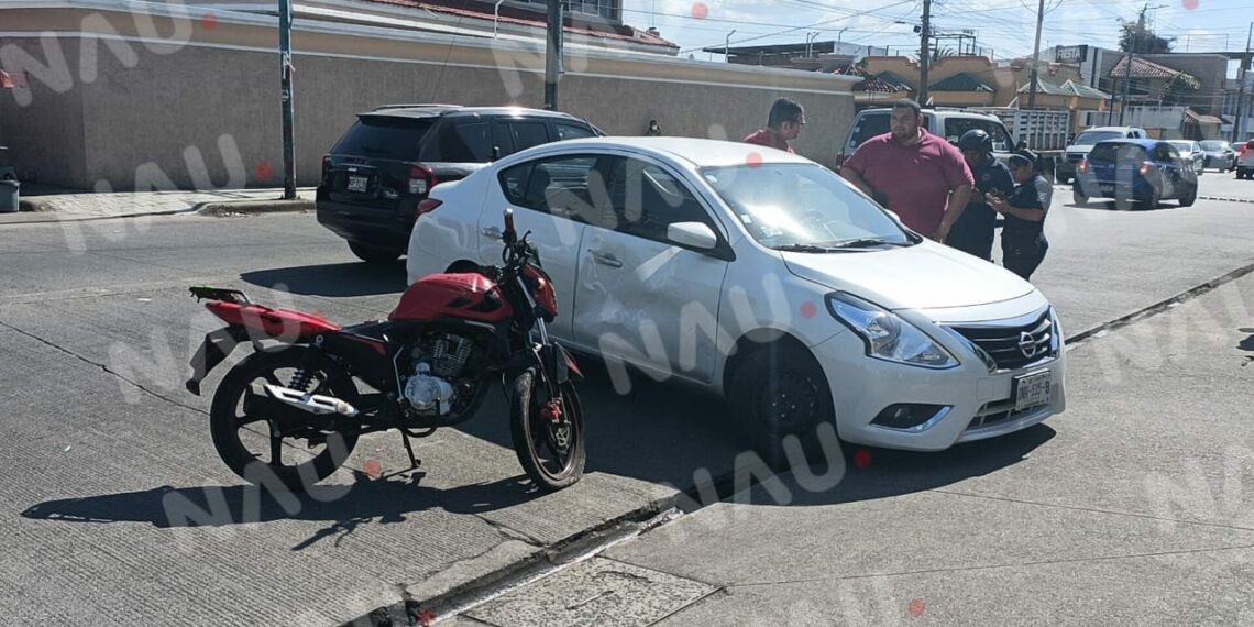Motociclista lesionado en accidente