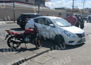Motociclista lesionado en accidente