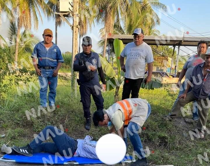 PC atiende a un elemento de la armada de México en HUIXTLA
