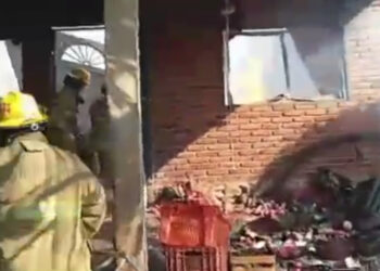 Se incendia bodega de veladoras en colonia Colinas de Rey “Vídeo”