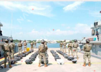 Pierde el narco 2. 4 toneladas de droga en altamar