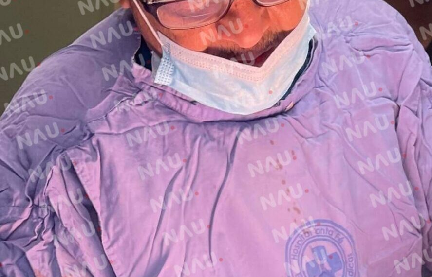 En recuperación paciente que deambulaba en la calle con el brazo quemado