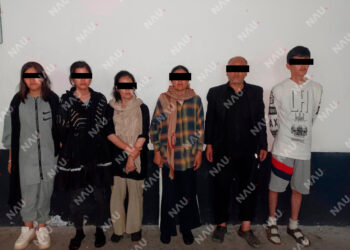 Detienen el presunto pollero con seis migrantes afganos en Puerto Madero.