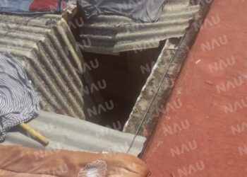 Haitiano lesionado al caer de un techo de lamina