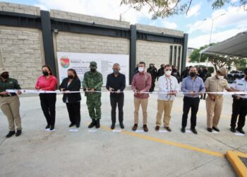 Rutilio Escandón inaugura primera etapa del edificio de la Dirección General de la Policía Especializada de la FGE