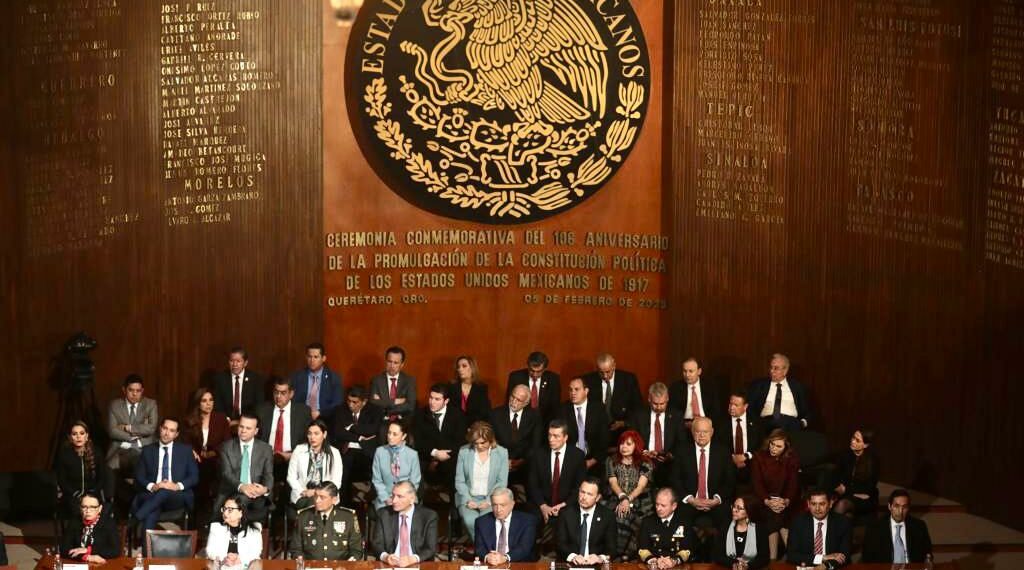 Asiste Rutilio Escandón a la conmemoración del 106 Aniversario de la Promulgación de la Constitución de 1917