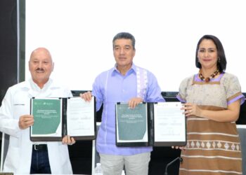 Atestigua Rutilio Escandón firma de la Estrategia Nacional de Buen Gobierno en el Sistema Federal Sanitario