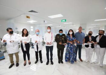 Rutilio Escandón inaugura áreas de Terapia Intensiva Neonatal y Obstétrica del Hospital Pascacio Gamboa