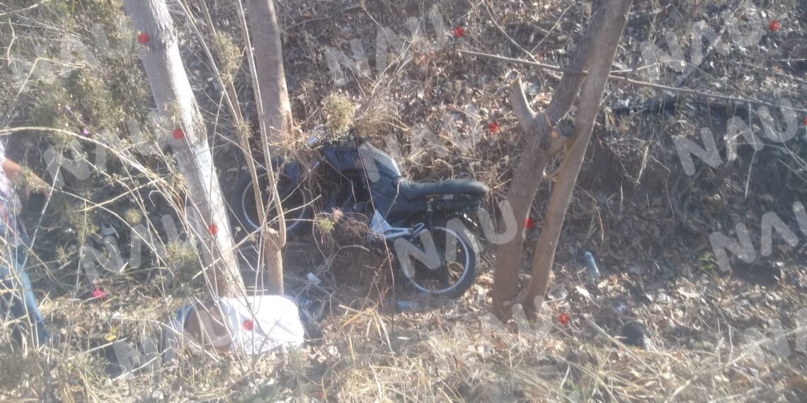 Un muerto y un herido deja accidente de motocicleta en la Iba bajando
